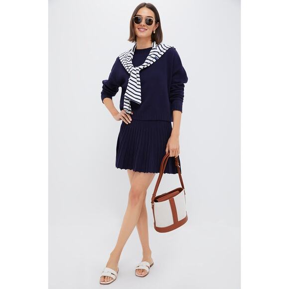 POMANDER PLACE Navy Knit Pleated Saylor Skirt Size L NWT Retail $98 Tuckernuck - Picture 7 of 8